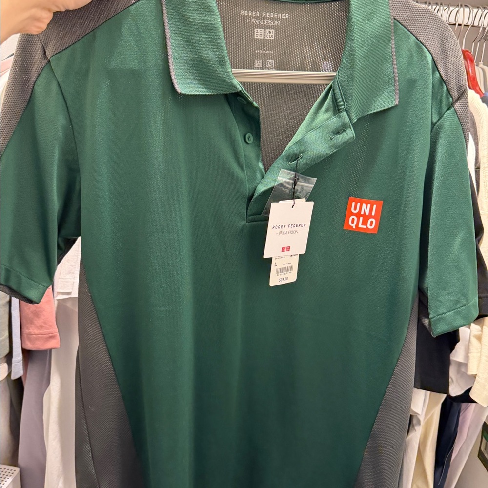 UNIQLO Roger Federer JW Anderson Green Polo Shirt with Uniqlo LOGO RARE!!